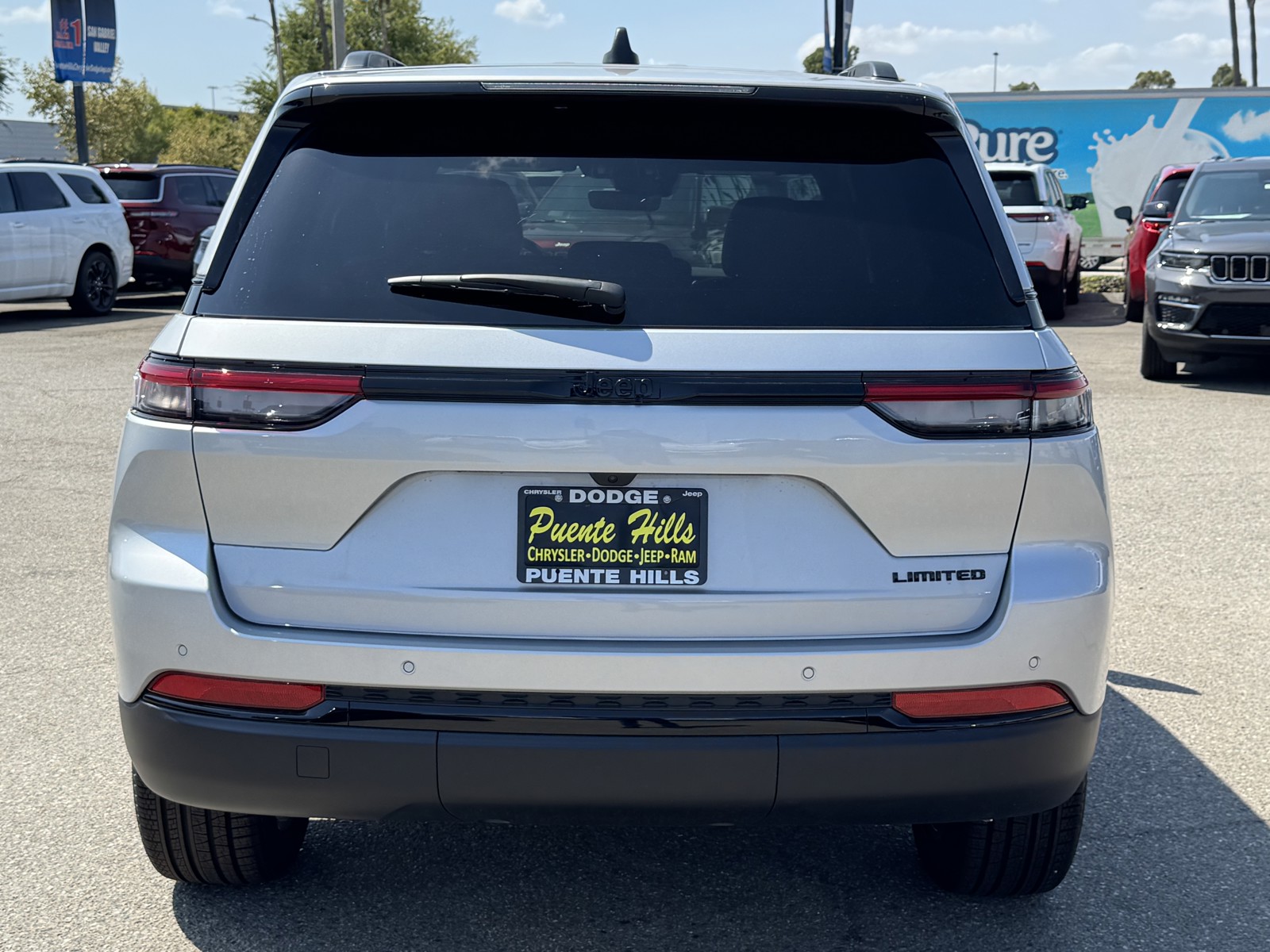 2025 Jeep Grand Cherokee Limited photo 5