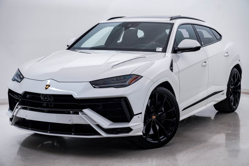 2024 Lamborghini Urus S photo 3