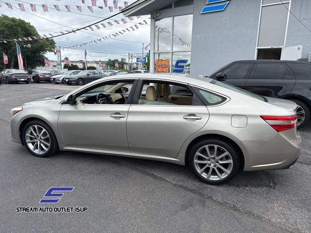 2014 Toyota Avalon XLE Touring photo 2