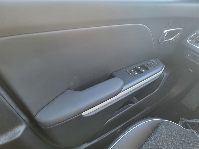 2025 Kia K4 GT-Line photo 26