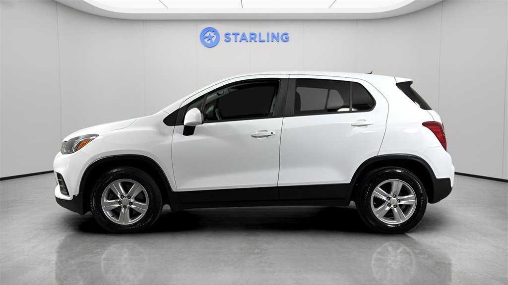 2020 Chevrolet Trax LS photo 3