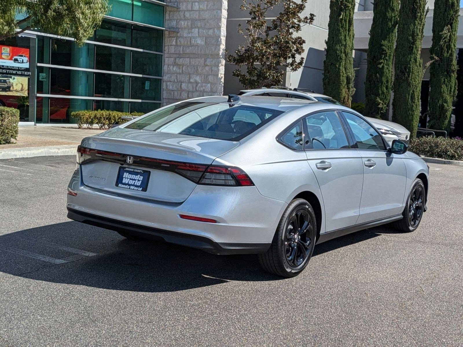 2025 Honda Accord 1.5T SE photo 4