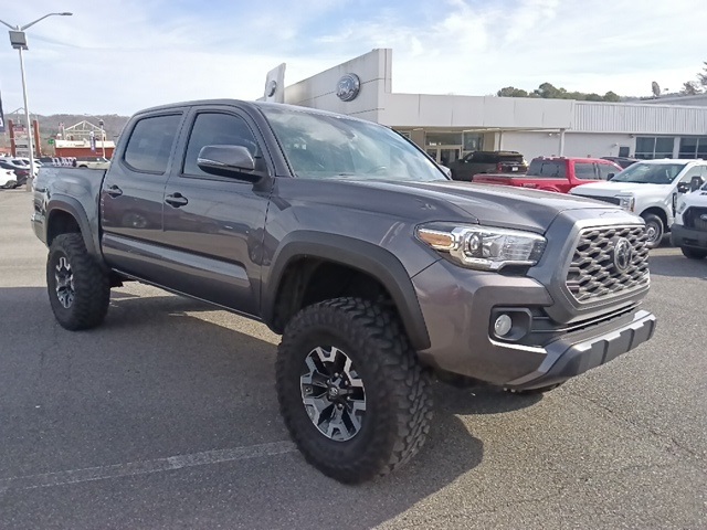 2021 Toyota Tacoma TRD Off Road's photo