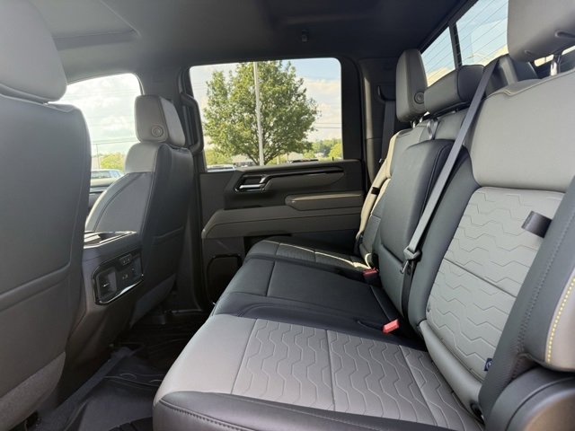 2025 Chevrolet Silverado 2500HD ZR2 photo 29
