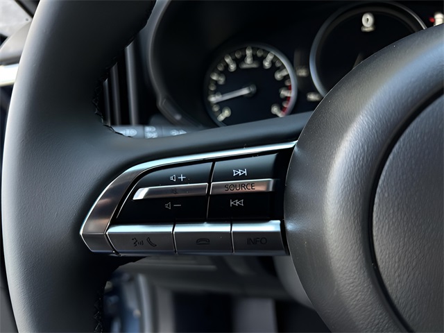 2025 Mazda CX-50 2.5 Select photo 12