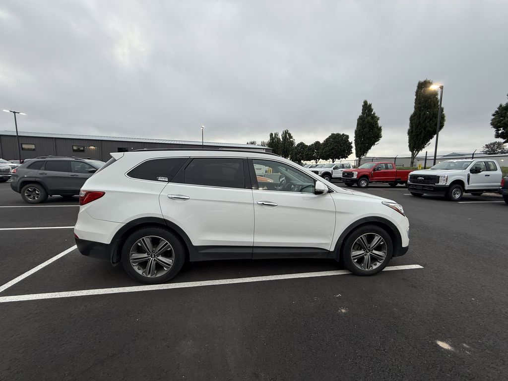 2015 Hyundai Santa Fe Limited photo 3