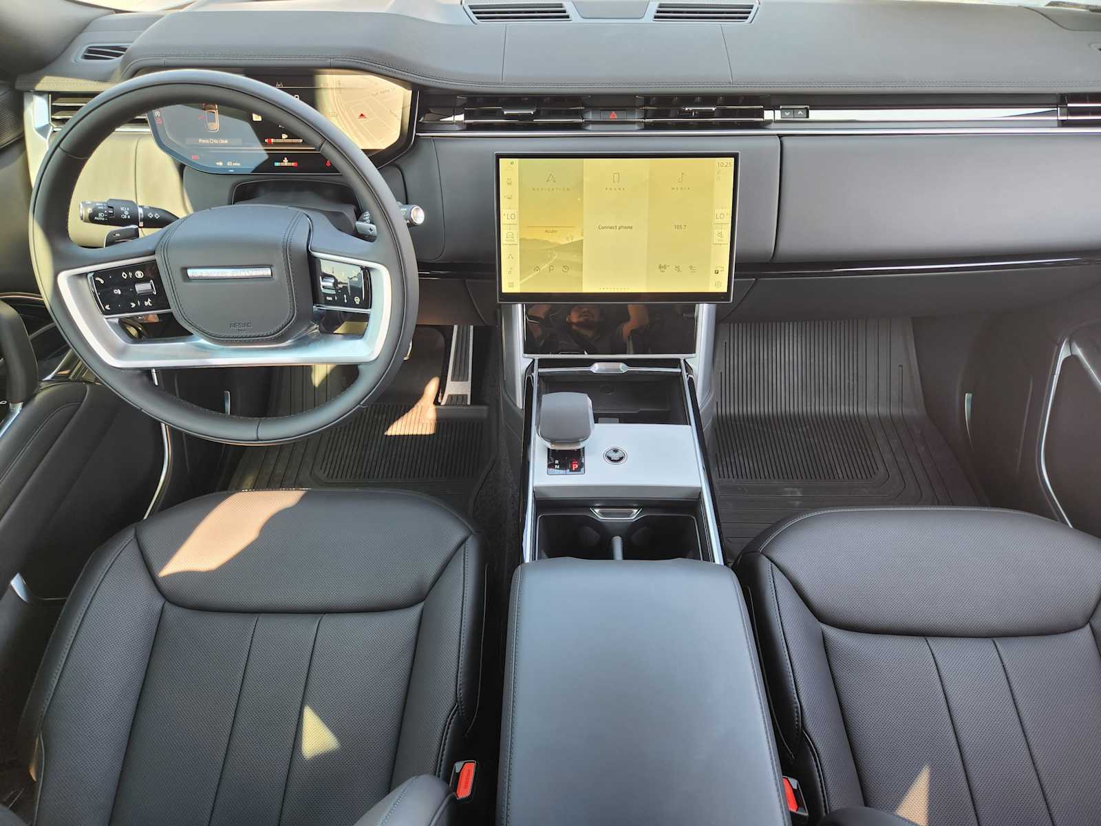 2025 Land Rover Range Rover SE photo 24