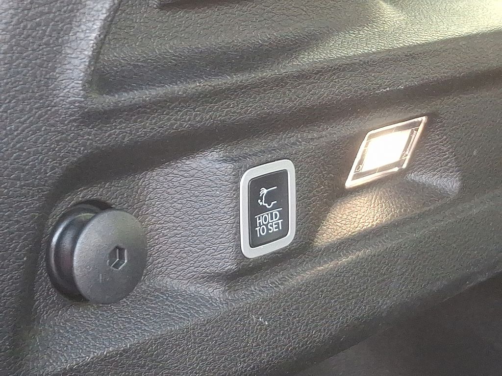2024 Jeep Grand Cherokee Altitude photo 29