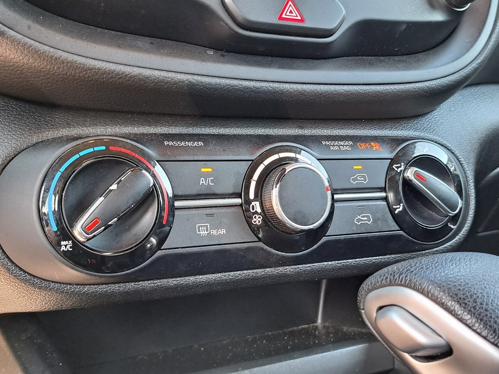 2023 Kia Soul LX photo 14