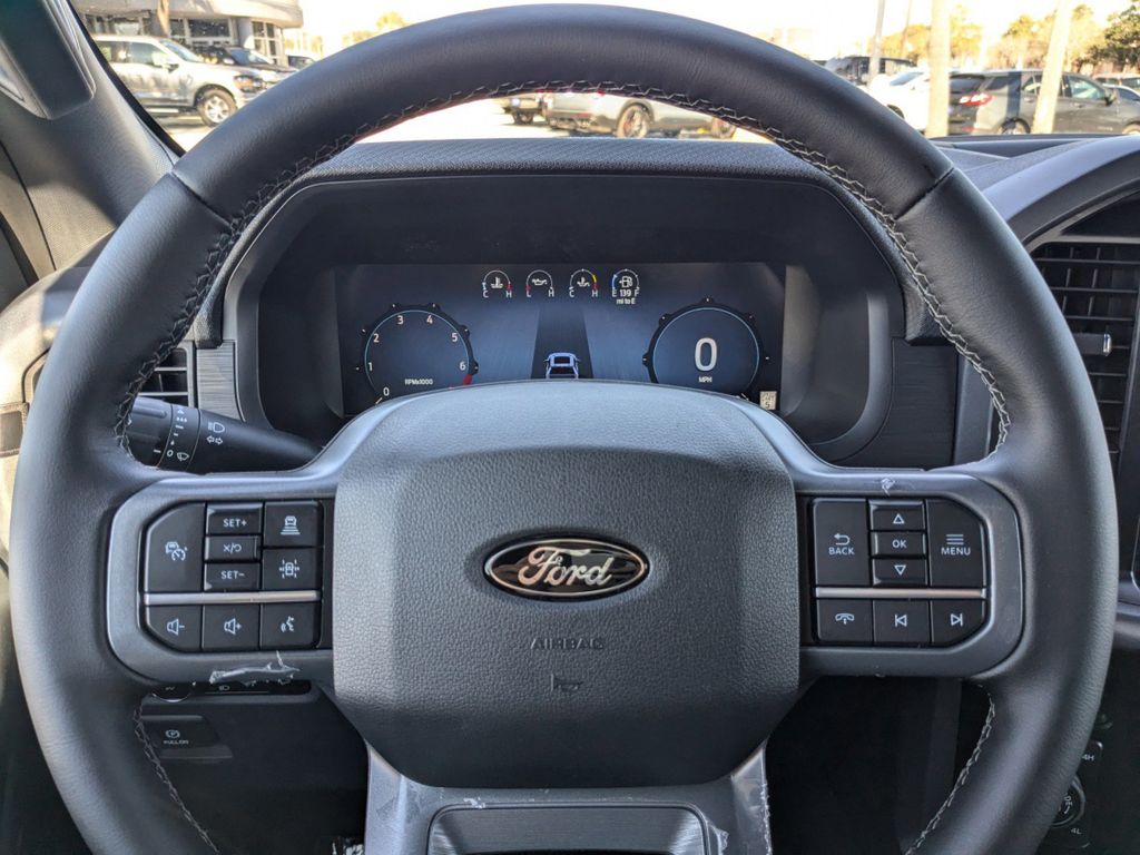 2025 Ford F-150 XLT photo 25