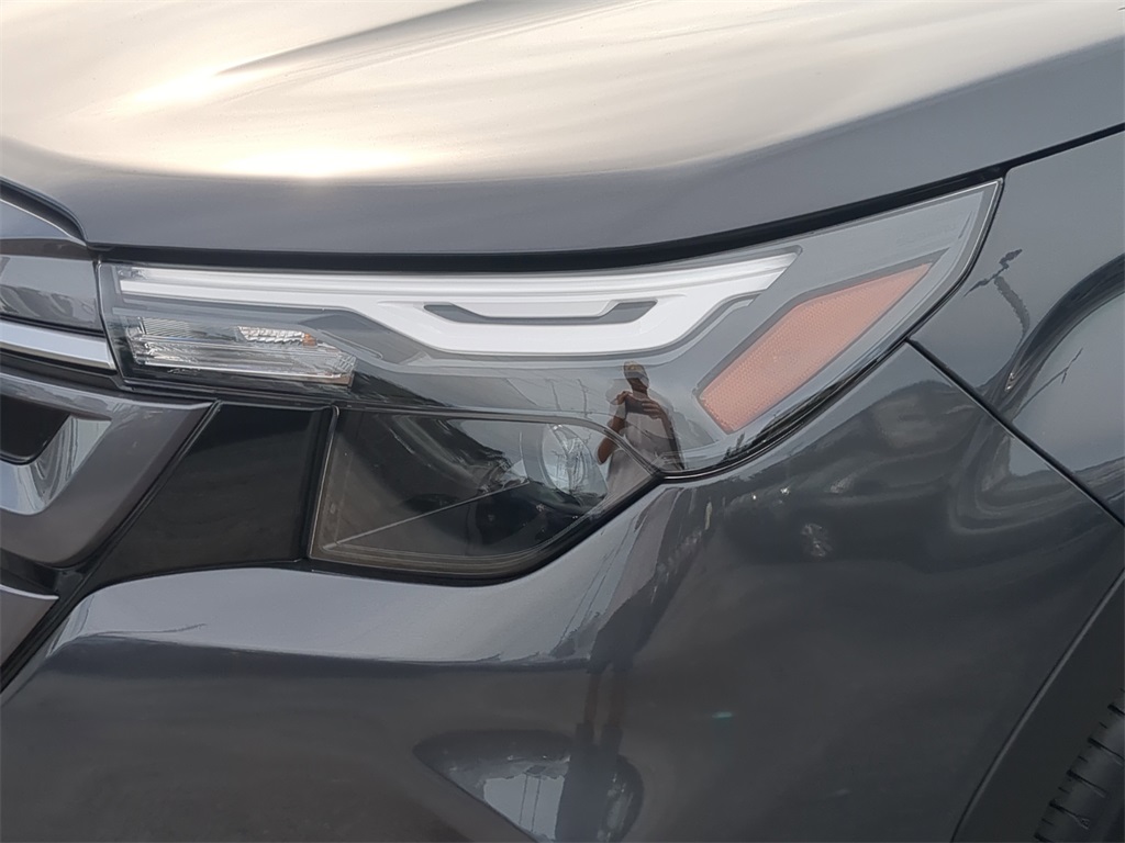 2025 Subaru Forester Premium photo 5