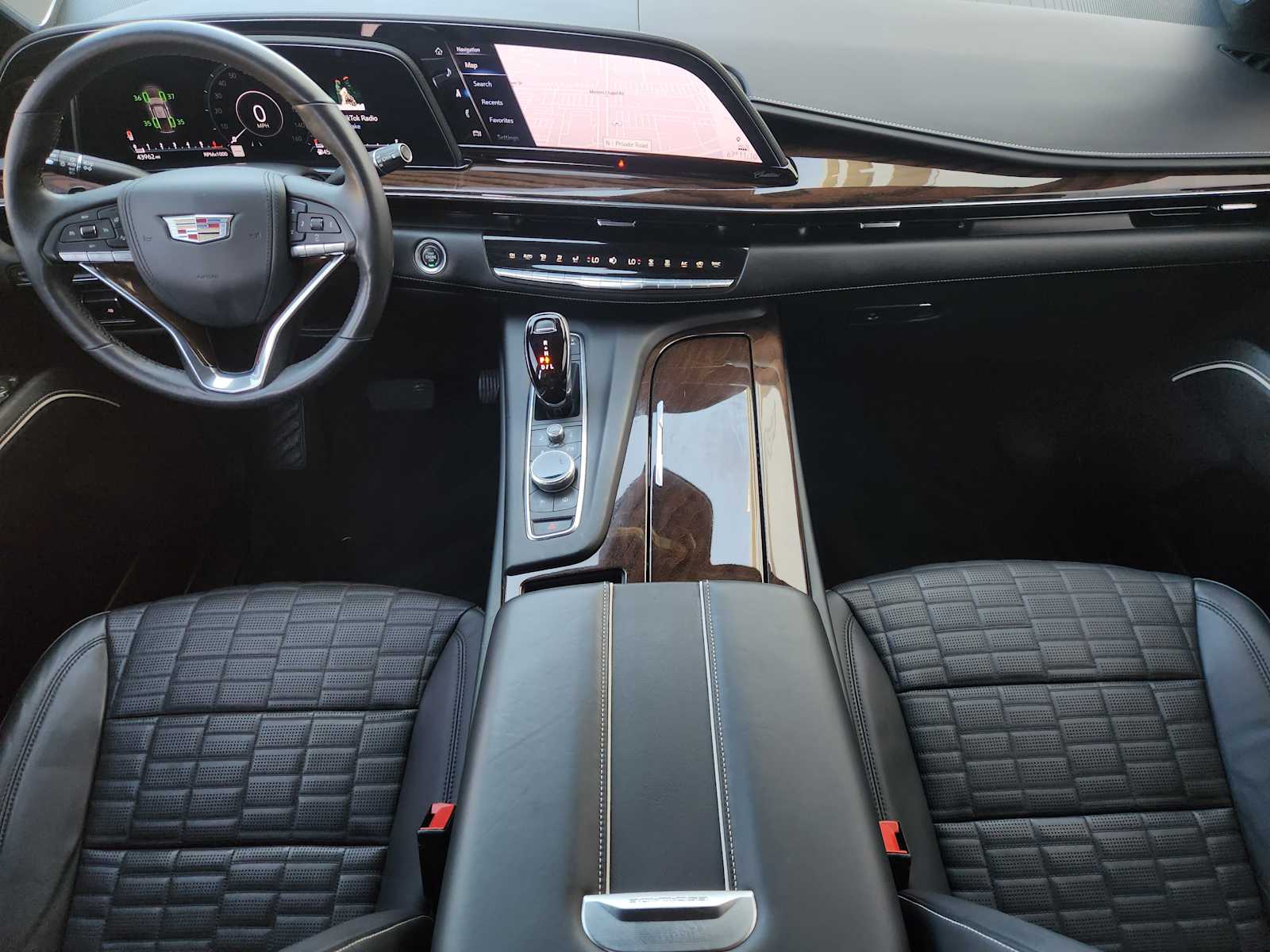 2023 Cadillac Escalade ESV Sport Platinum photo 22