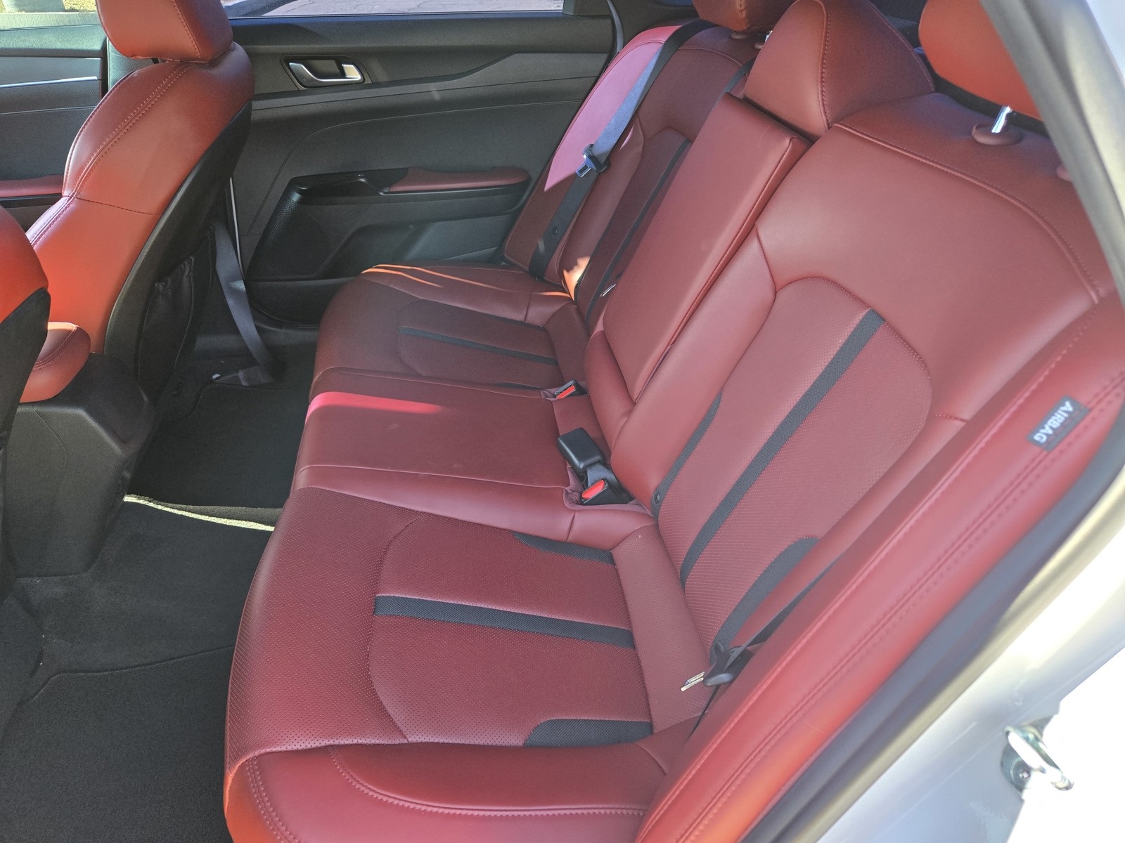 2024 Kia K5 GT-Line photo 9