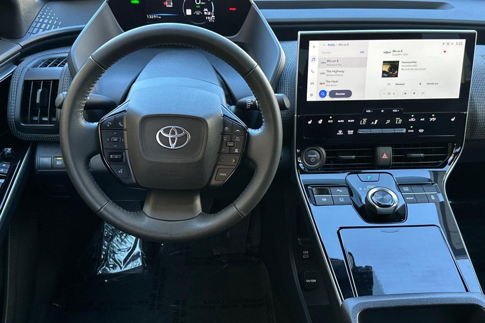 2024 Toyota bZ4X XLE photo 13