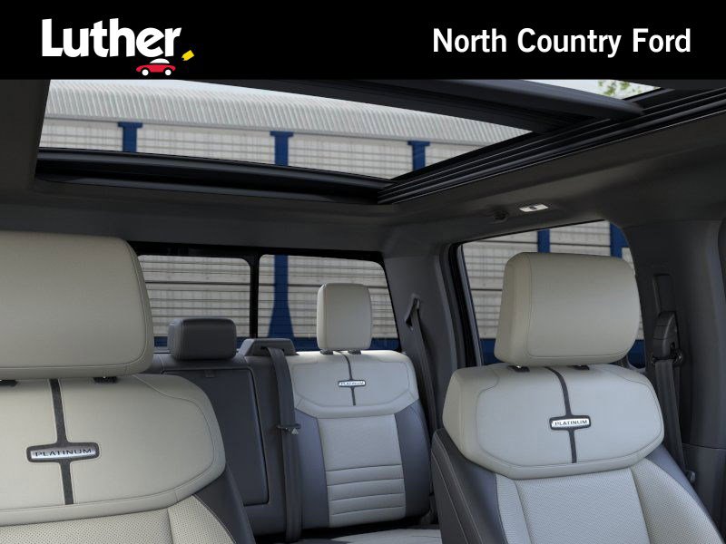 2025 Ford F-150 Lightning Platinum photo 21