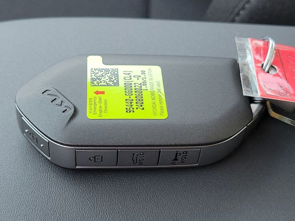 2025 Kia K4 LXS photo 26