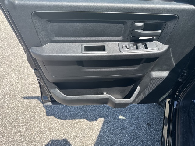 2025 Ram 3500 Tradesman photo 18