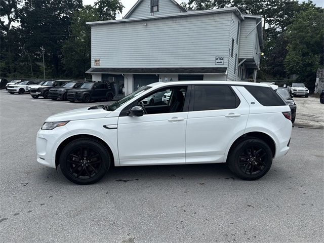 2024 Land Rover Discovery Sport S photo 2