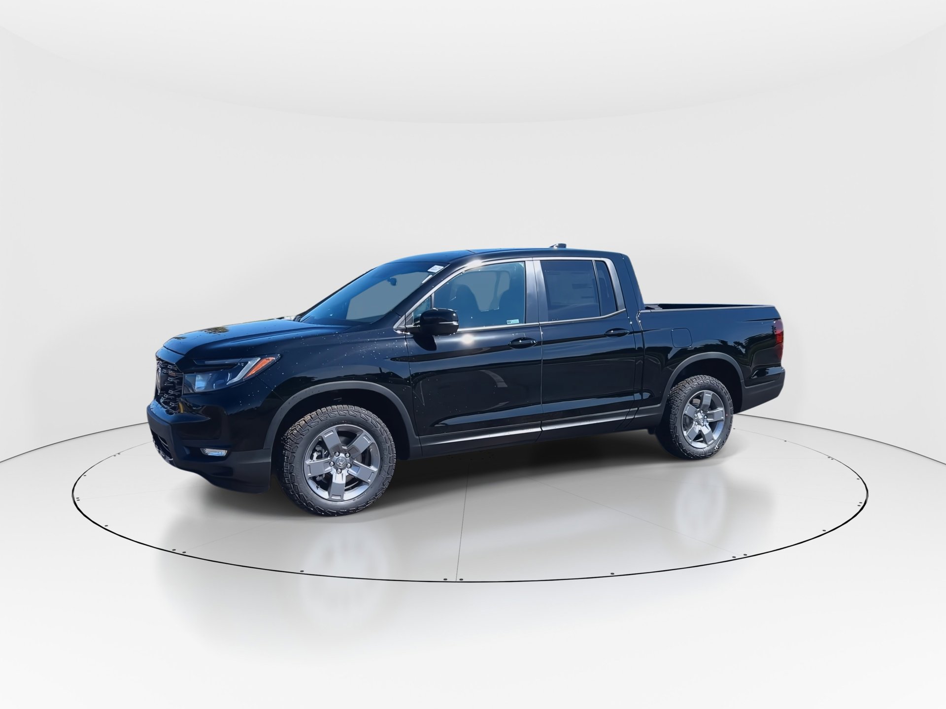 2025 Honda Ridgeline TrailSport photo 3