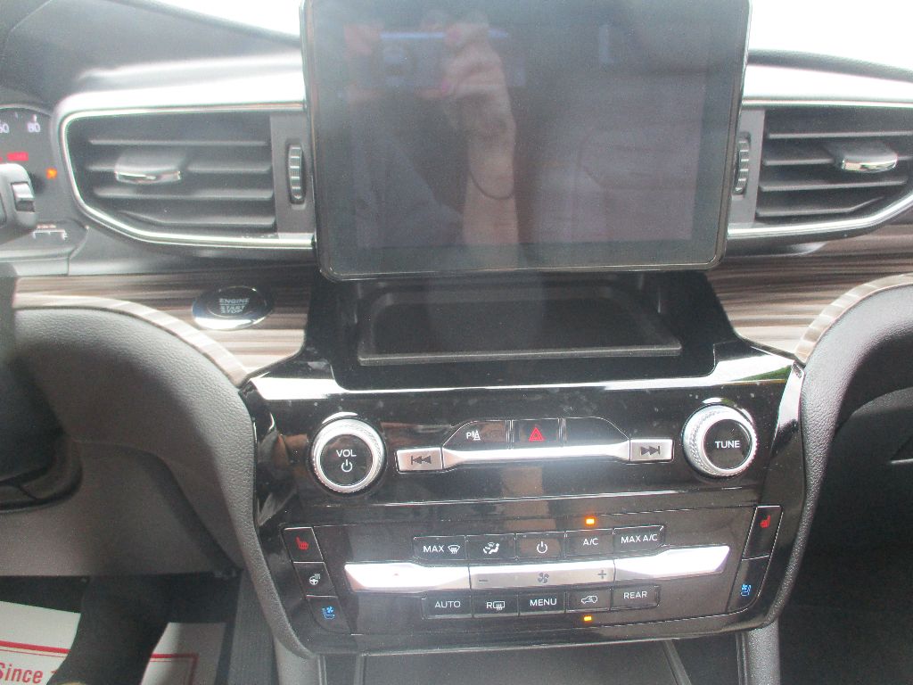 2023 Ford Explorer Limited photo 6