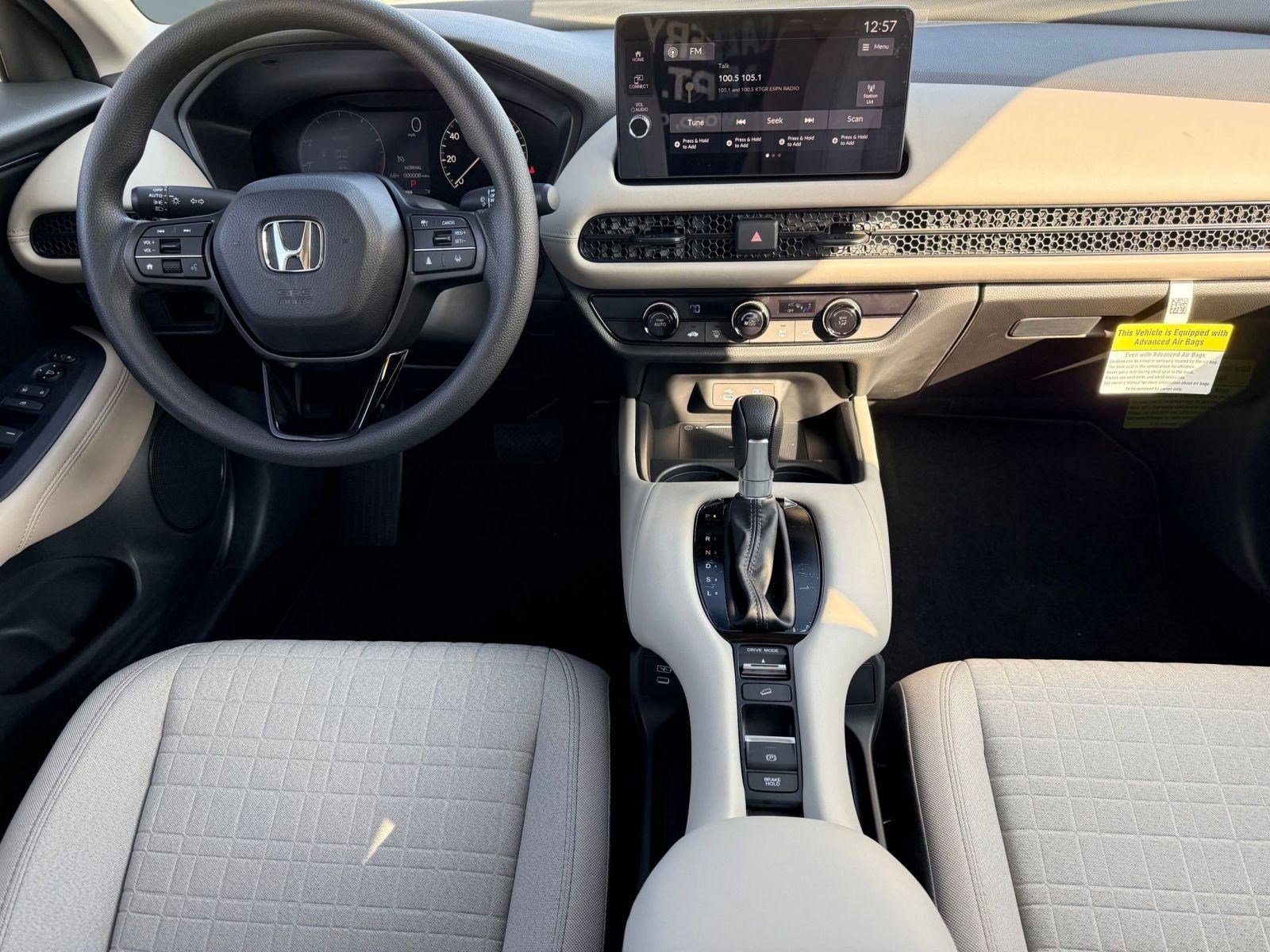 2026 Honda HR-V LX photo 3