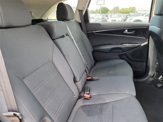 2018 Kia Sorento LX photo 18