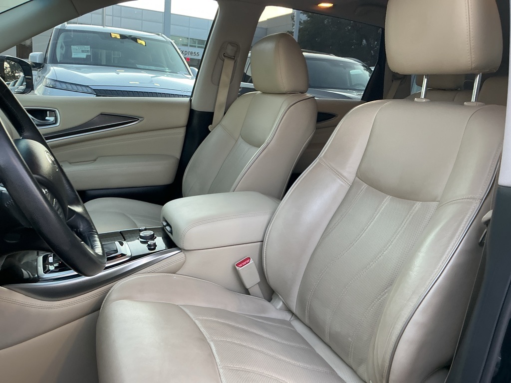 2016 Infiniti QX60 Base photo 16