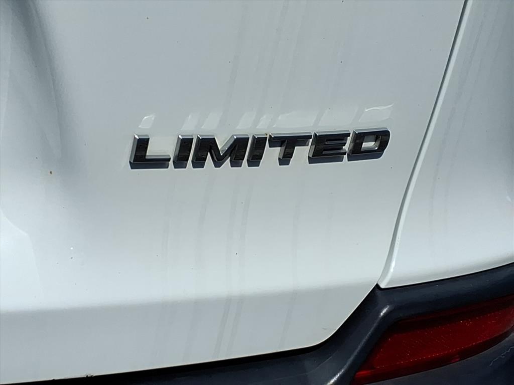 2019 Jeep Cherokee Limited photo 6
