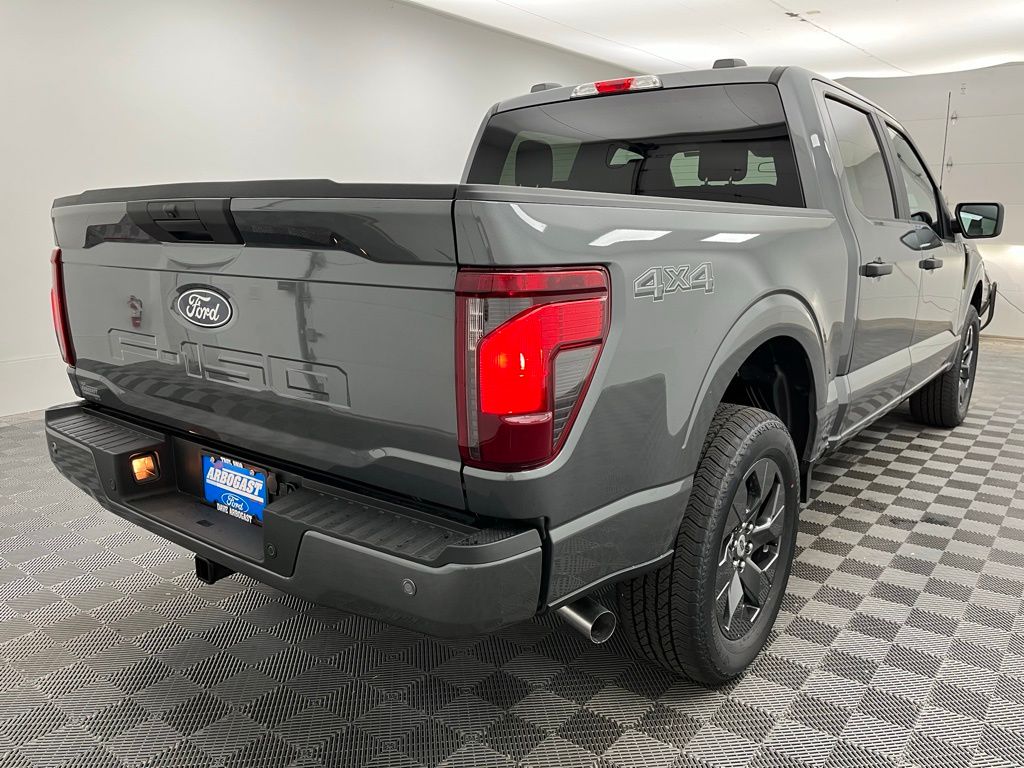 2025 Ford F-150 STX photo 4