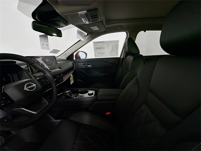 2026 Nissan Rogue Platinum photo 21