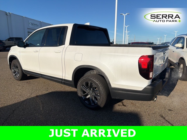 2023 Honda Ridgeline Sport photo 4