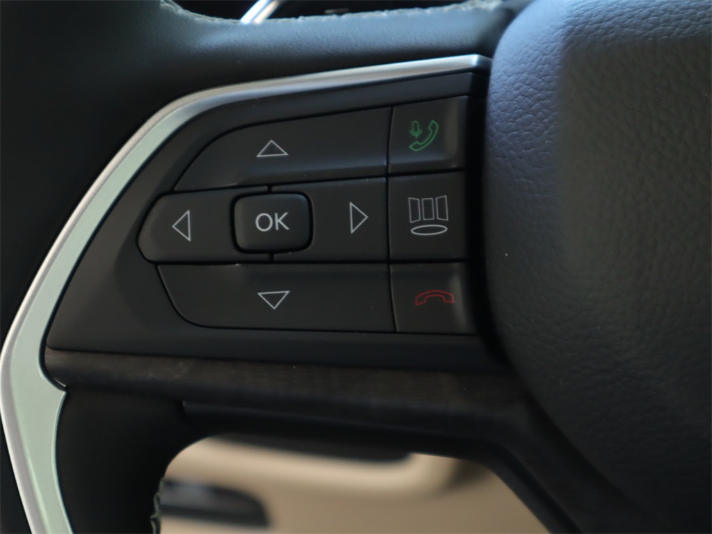 2023 Jeep Grand Cherokee Limited photo 9