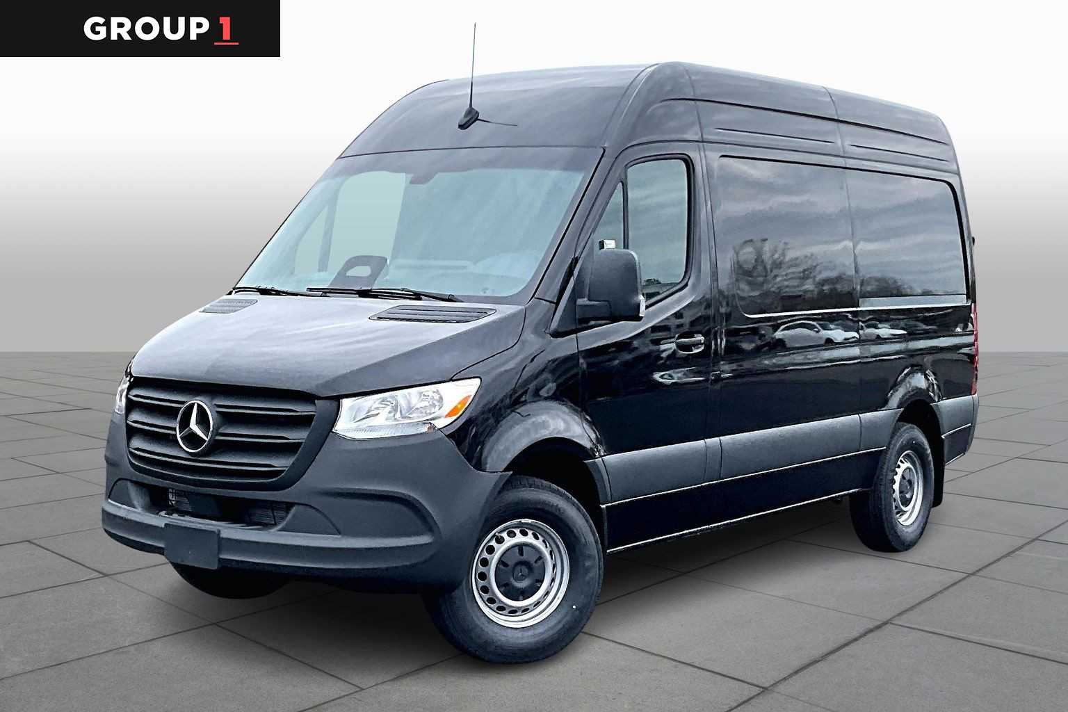 2026 Mercedes-Benz Sprinter Cargo Van Base's photo