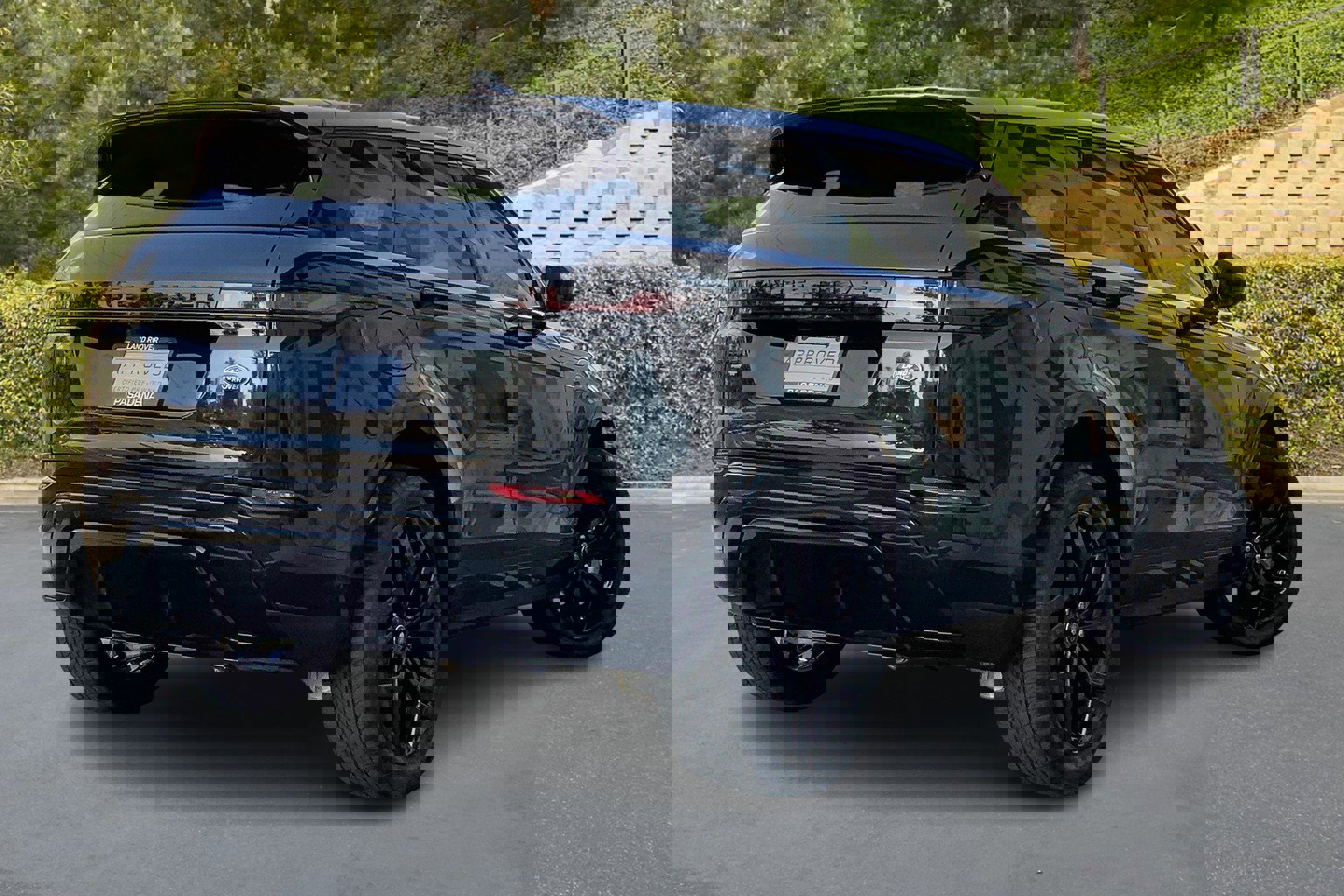 2020 Land Rover Range Rover Evoque SE photo 11