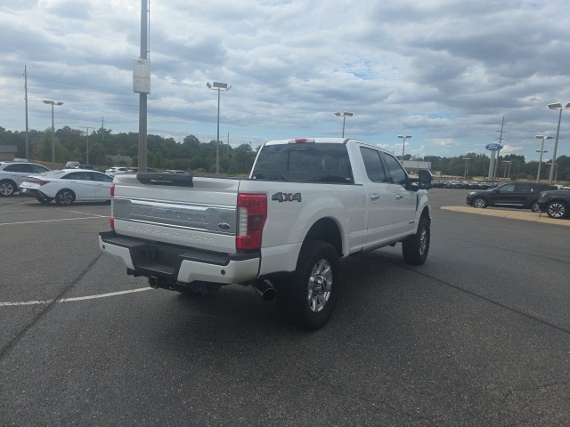 2017 Ford F-250 Platinum photo 3