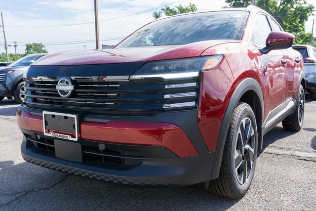 2025 Nissan Kicks SV photo 2