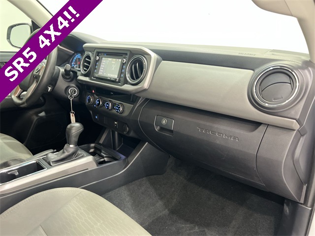 2017 Toyota Tacoma SR5 Sport TRD Pro photo 21