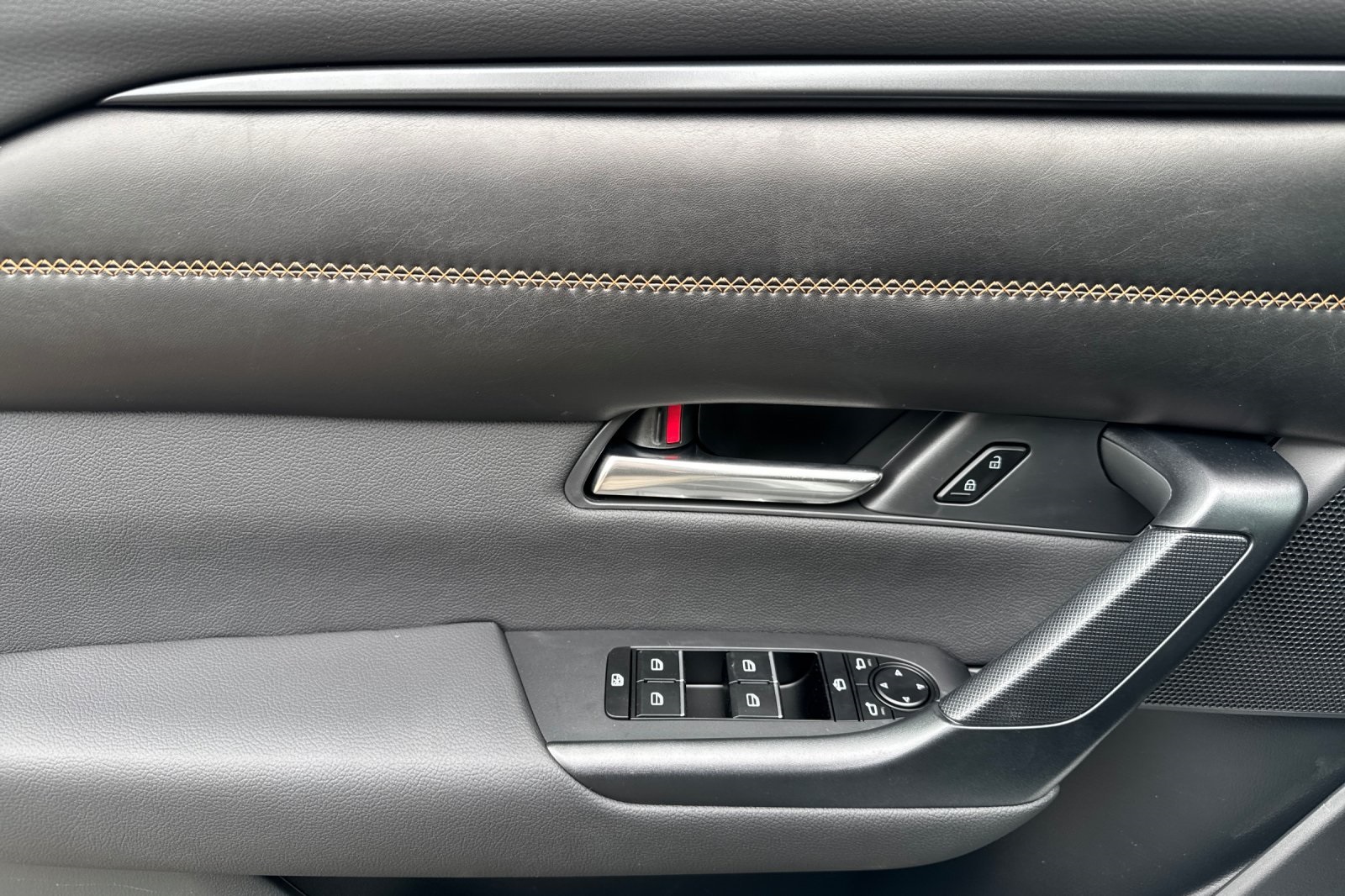 2025 Mazda CX-50 2.5 Premium Plus photo 10