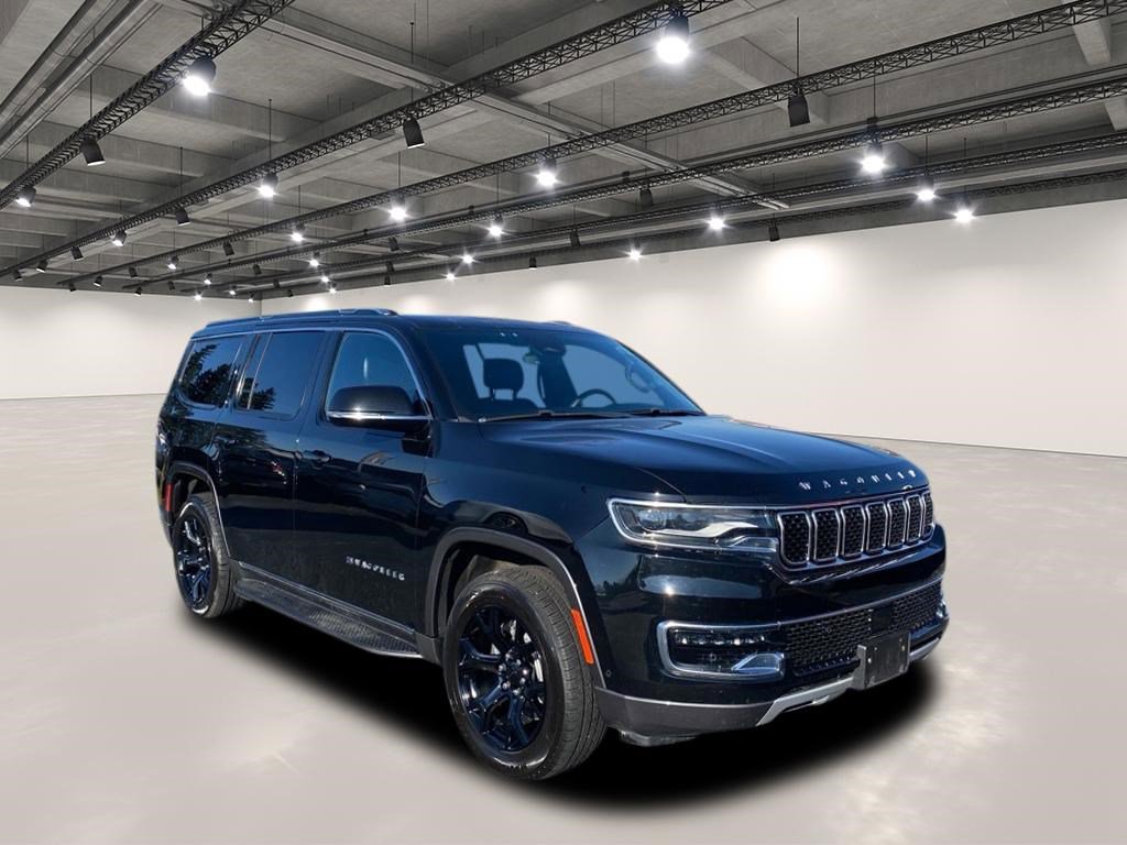 2022 Jeep Wagoneer Series II's photo