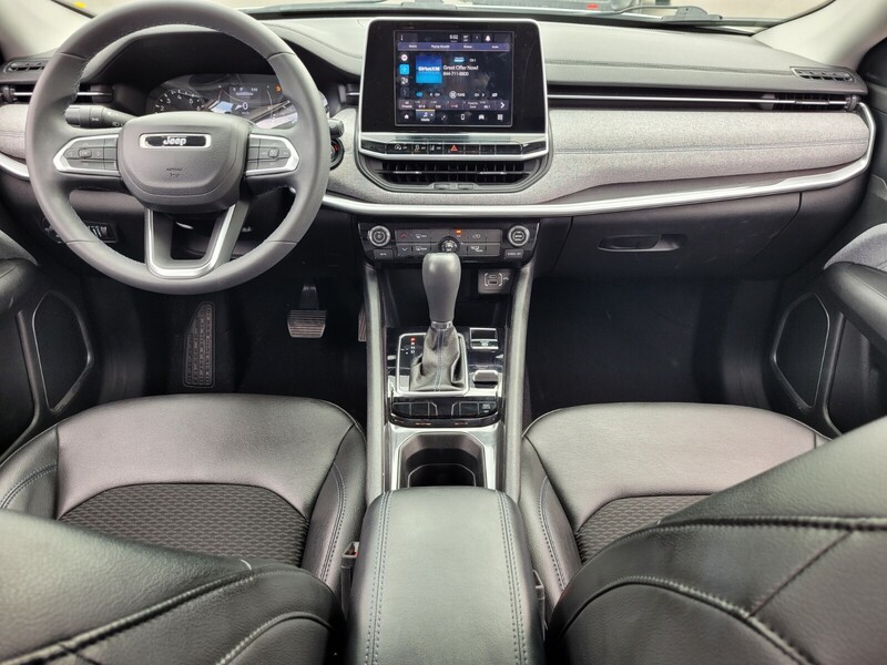 2022 Jeep Compass Latitude photo 10