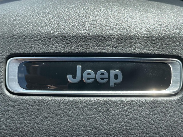 2025 Jeep Compass Latitude photo 23