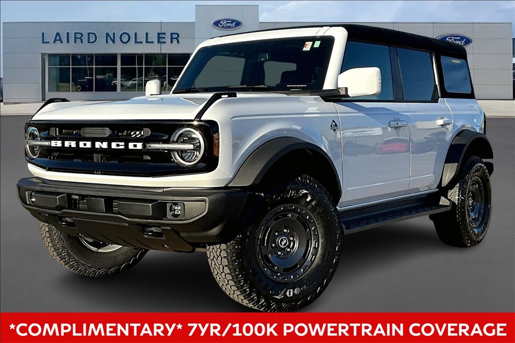 2025 Ford Bronco 4-Door Outer Banks's photo