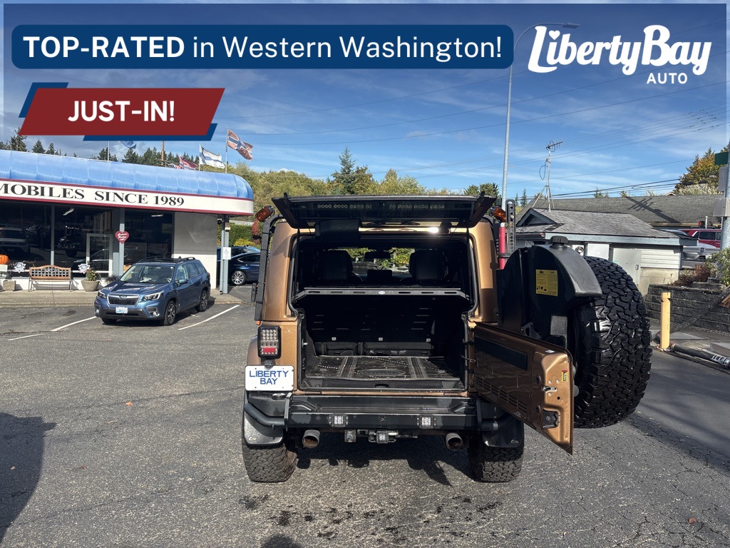 2015 Jeep Wrangler Unlimited Rubicon photo 5