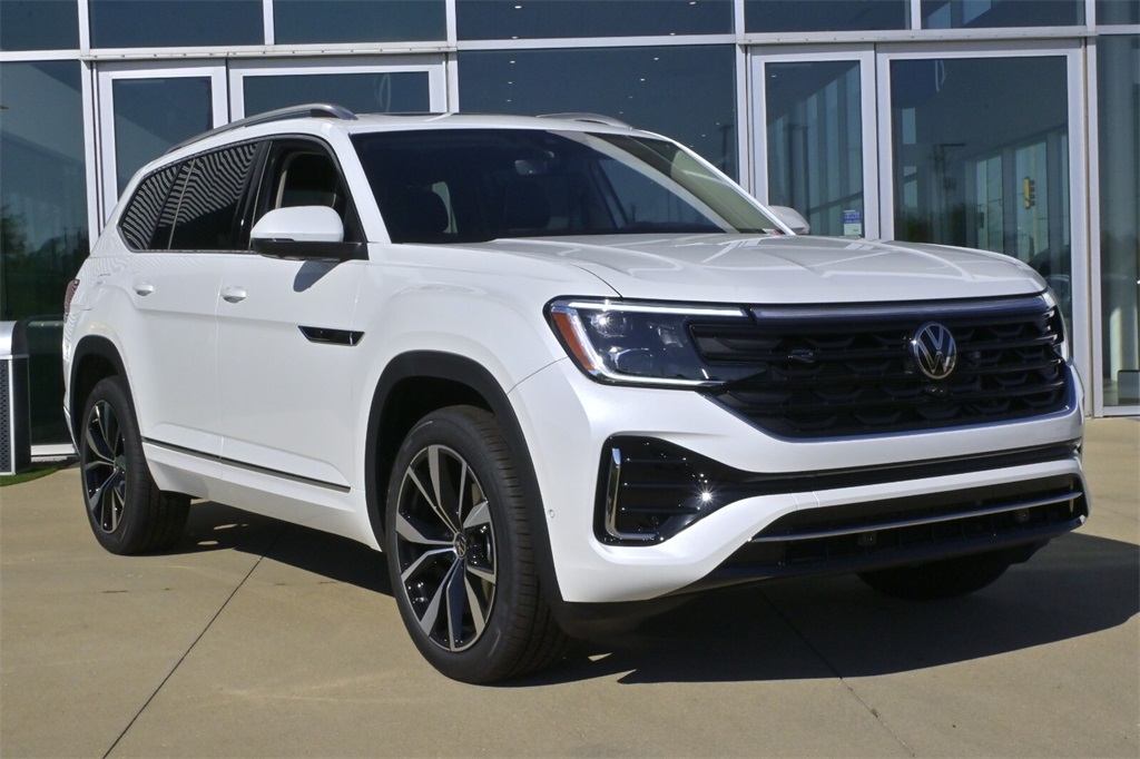 2026 Volkswagen Atlas SEL Premium R-Line's photo