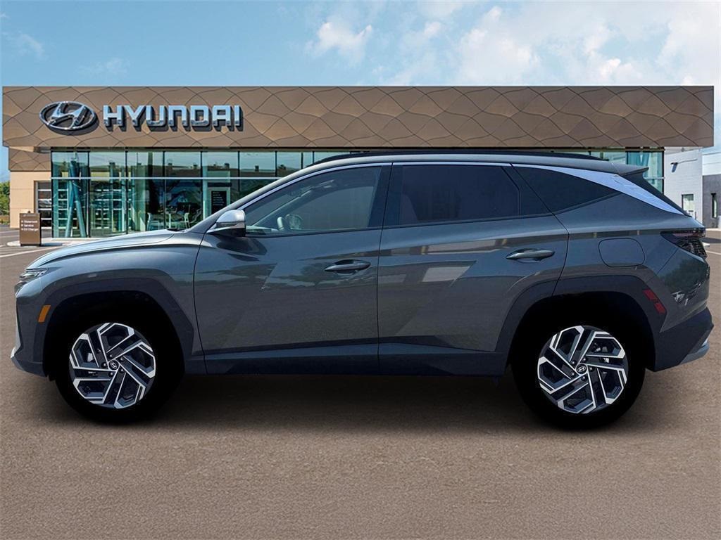 2025 Hyundai Tucson Plug-in Hybrid Limited photo 3