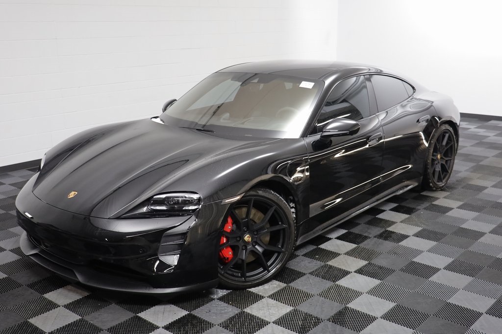 2023 Porsche Taycan GTS's photo