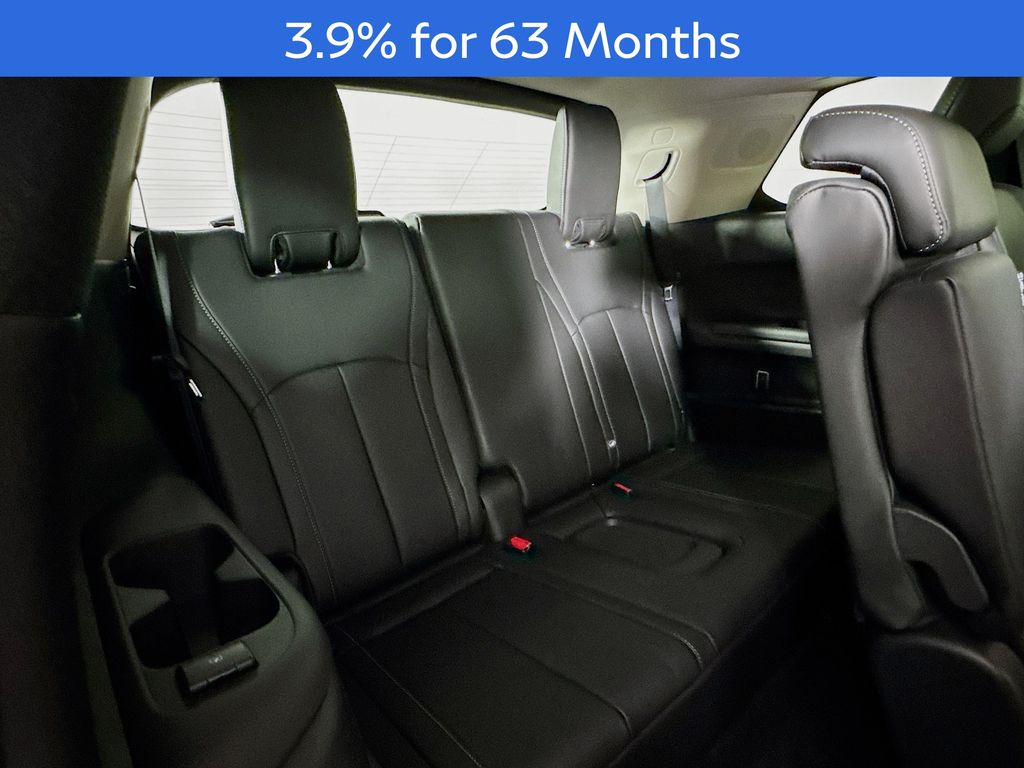 2026 Infiniti QX60 Luxe photo 31