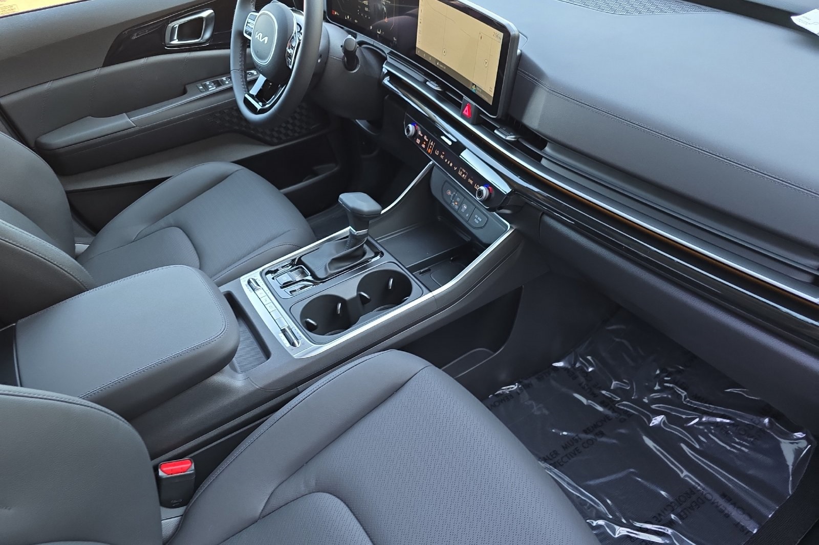 2026 Kia Carnival SX Prestige photo 12