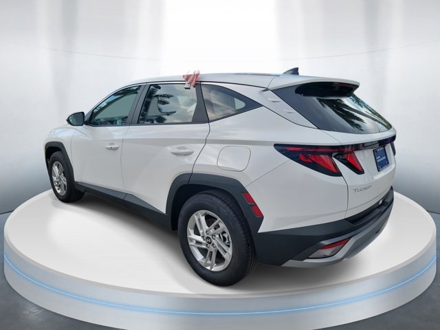 2025 Hyundai Tucson SE photo 2