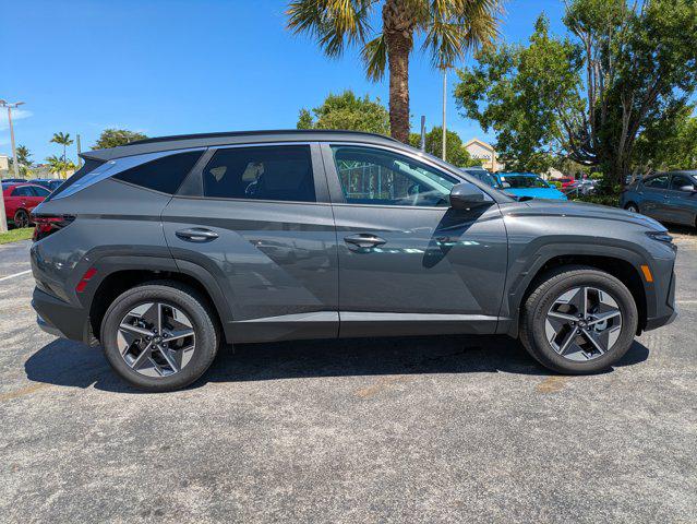 2026 Hyundai Tucson SEL photo 3